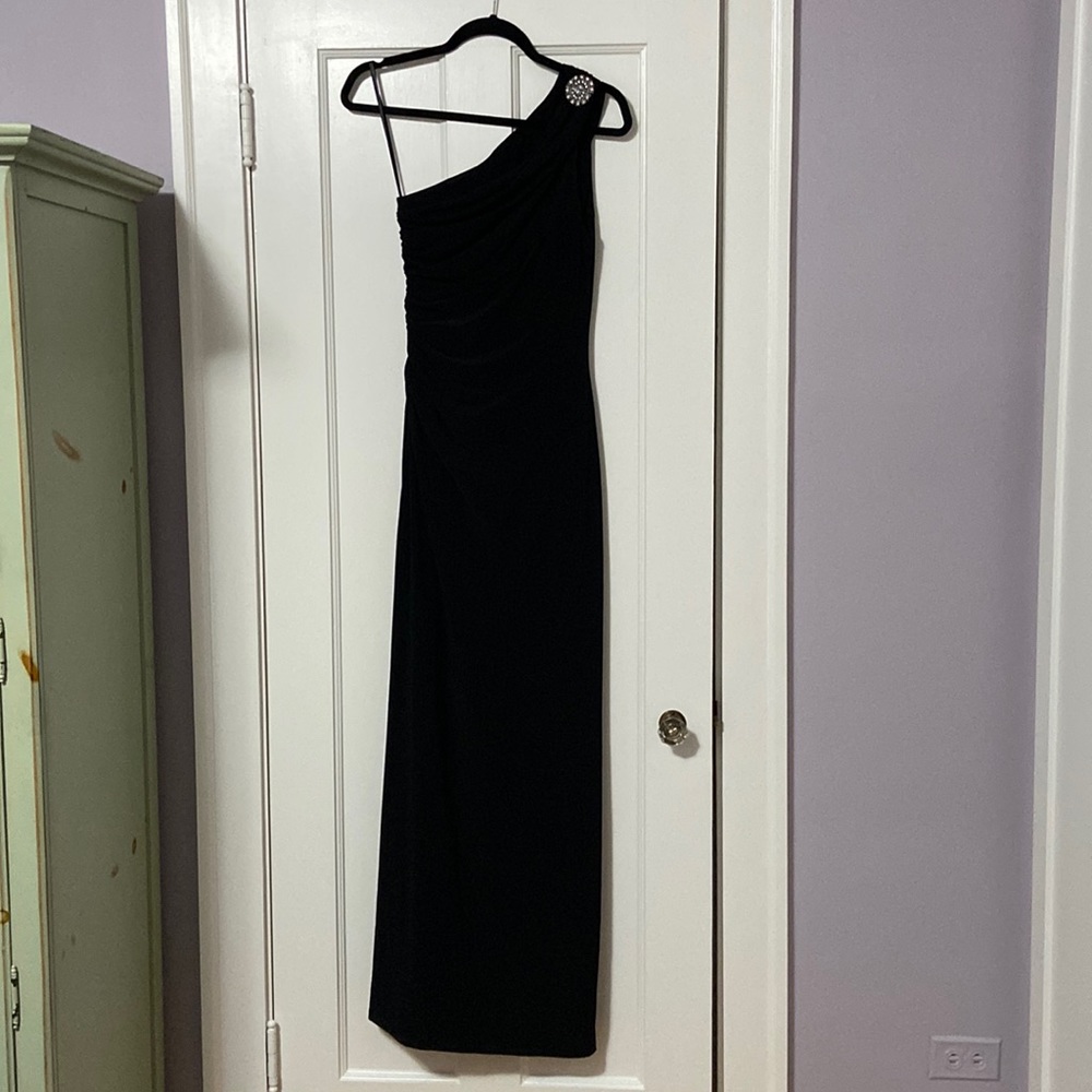 Black One Shoulder Evening Gown